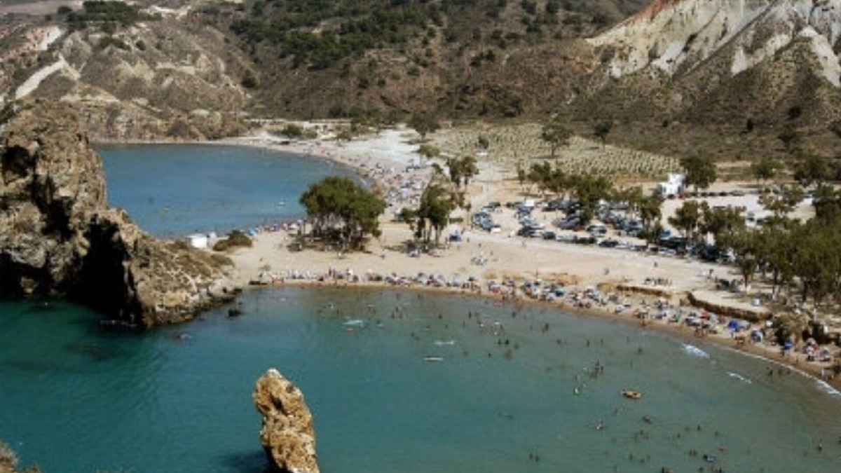 Marsa Ben M'Hidi House | Ideally located, nice beach house 5 km