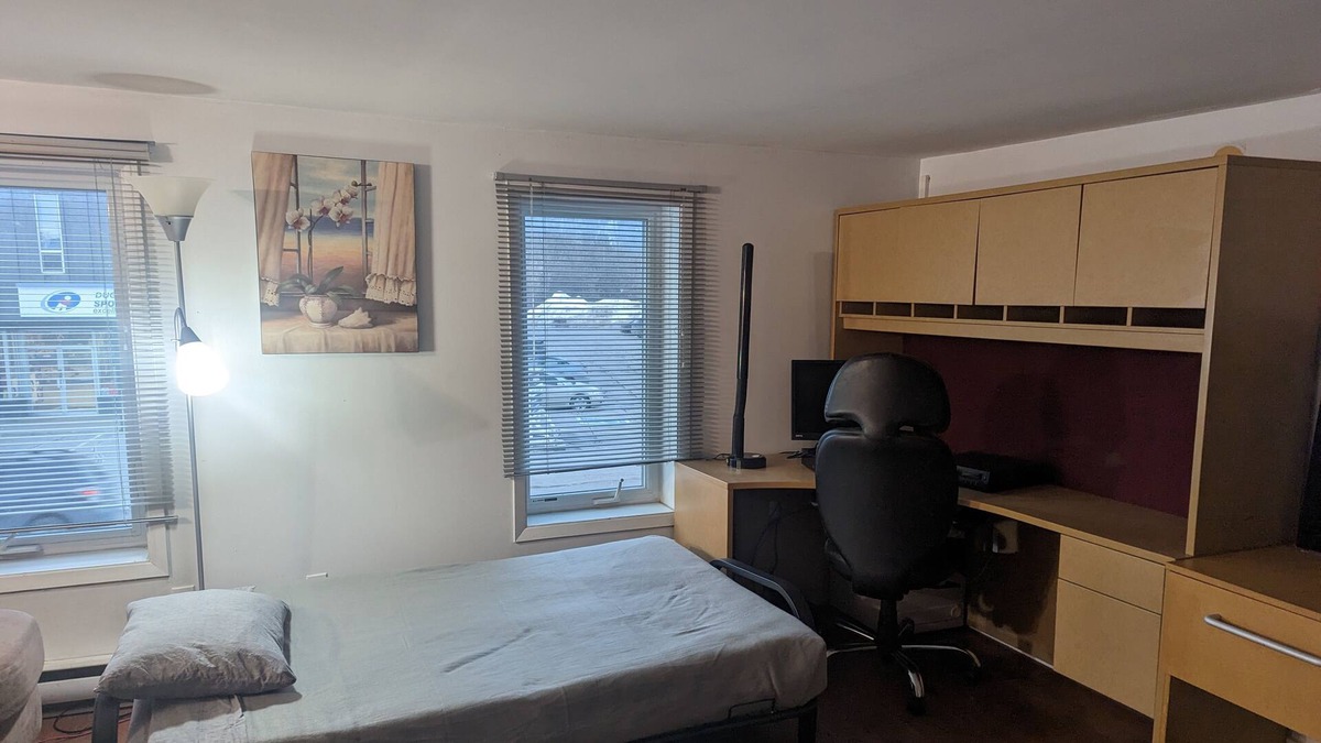 Hull House | Ideally located: city, parks, public transit