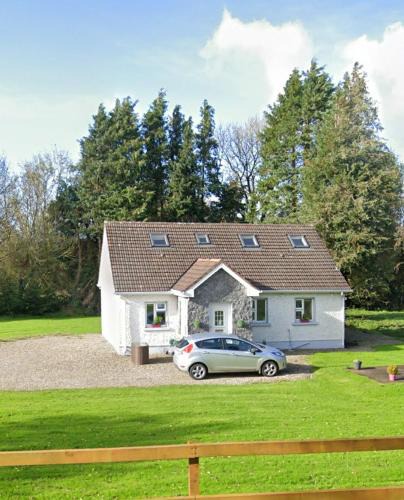 Newport House | Ideally located Country Cottage