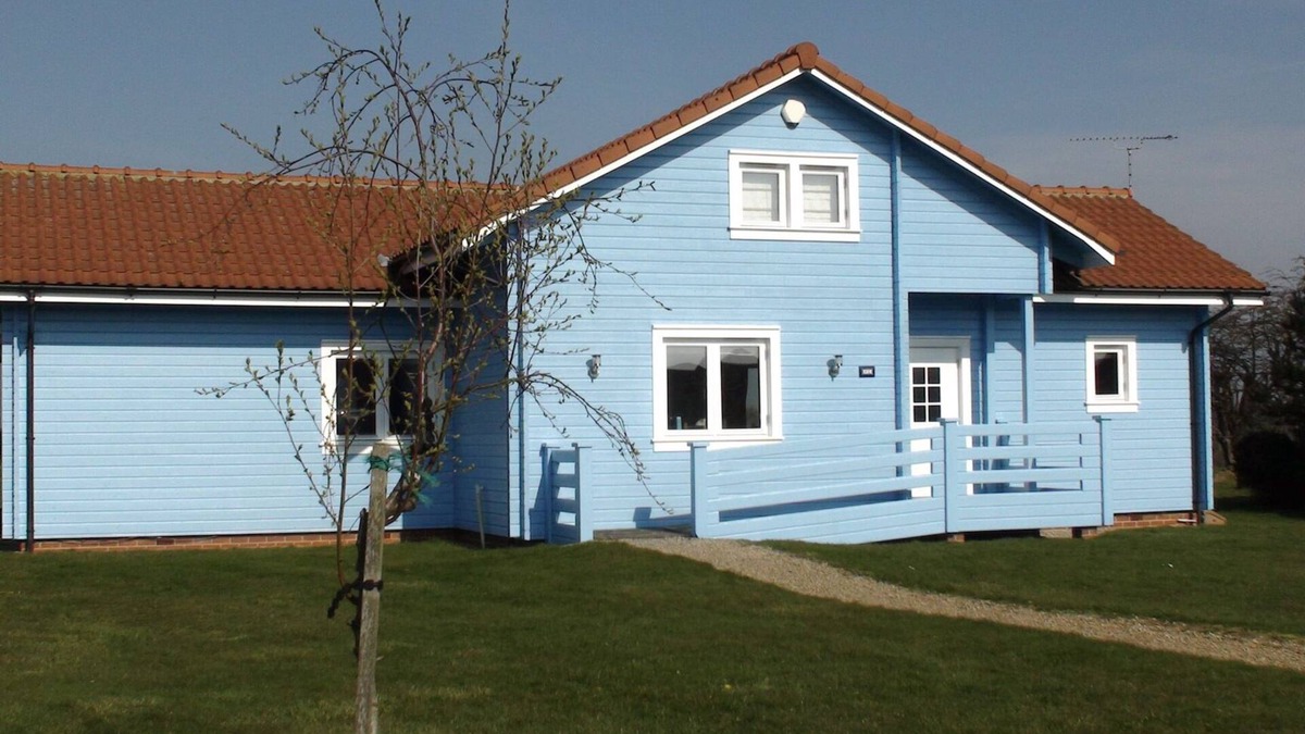 Hopton House | IDRE - Luxurious Scandinavian Lodge in peaceful Norfolk