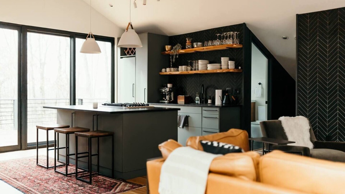 South Bloomingville Cabin | Idyll Reserve 3 | The Cabin - luxe, renovated, hot tub, sleeps 10