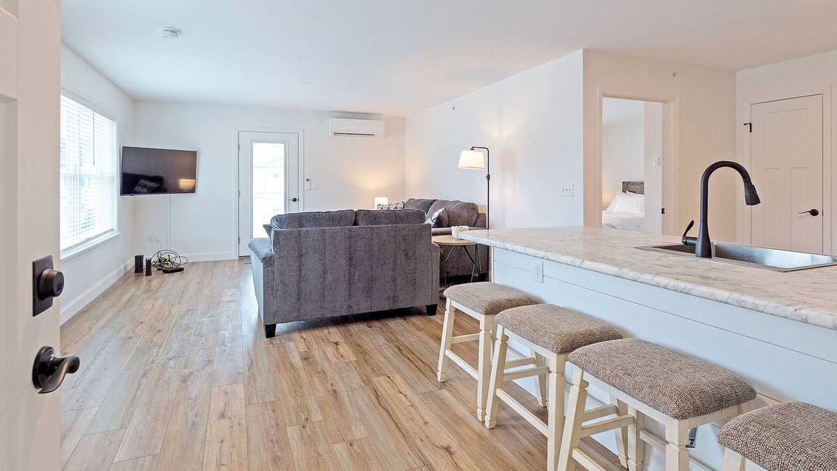Auburn Apartment | Idyllic 1BD, 1BA Oasis: Only 3mi to Bates & CMCC