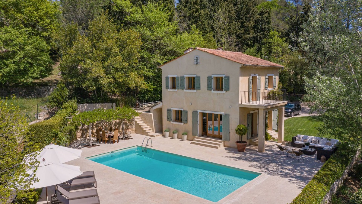 Grasse Villa | Idyllic 5-bedroom property on the French Riviera.