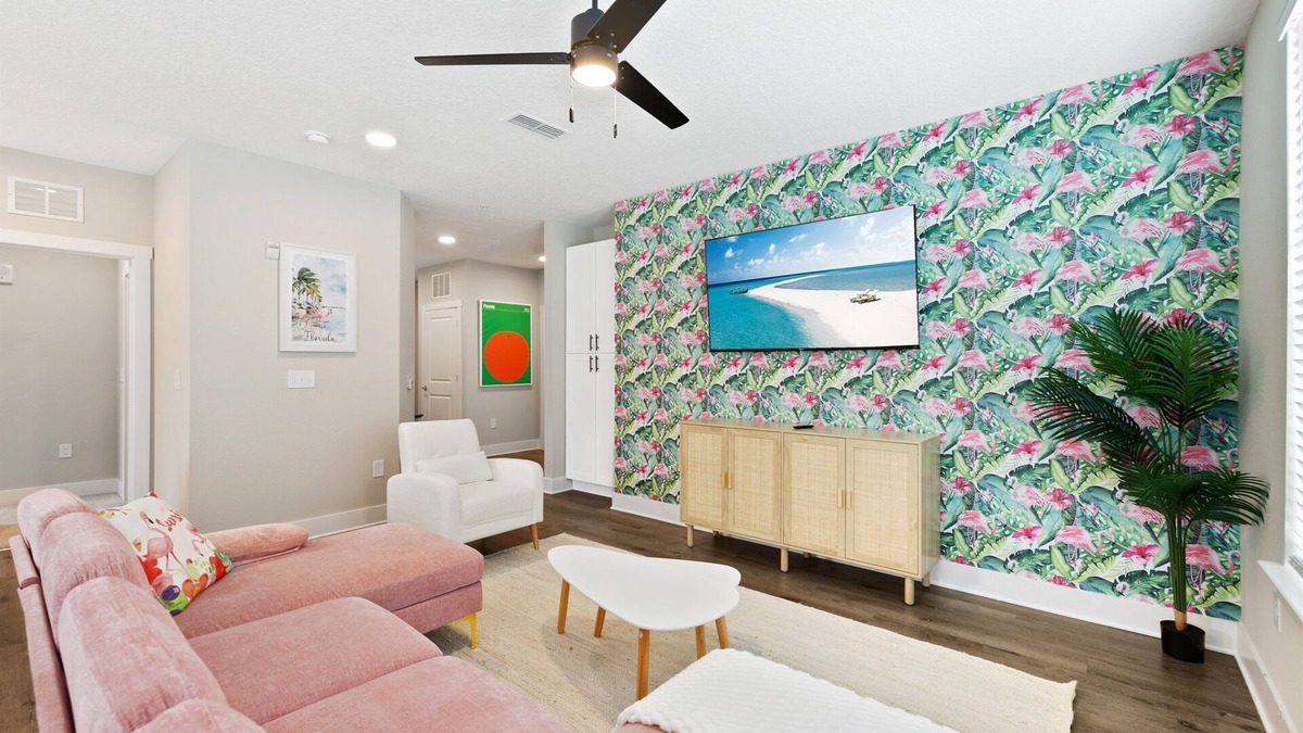 Deerwood Apartment | Idyllic and Tropical 2BR/2BA with Pool & Gym