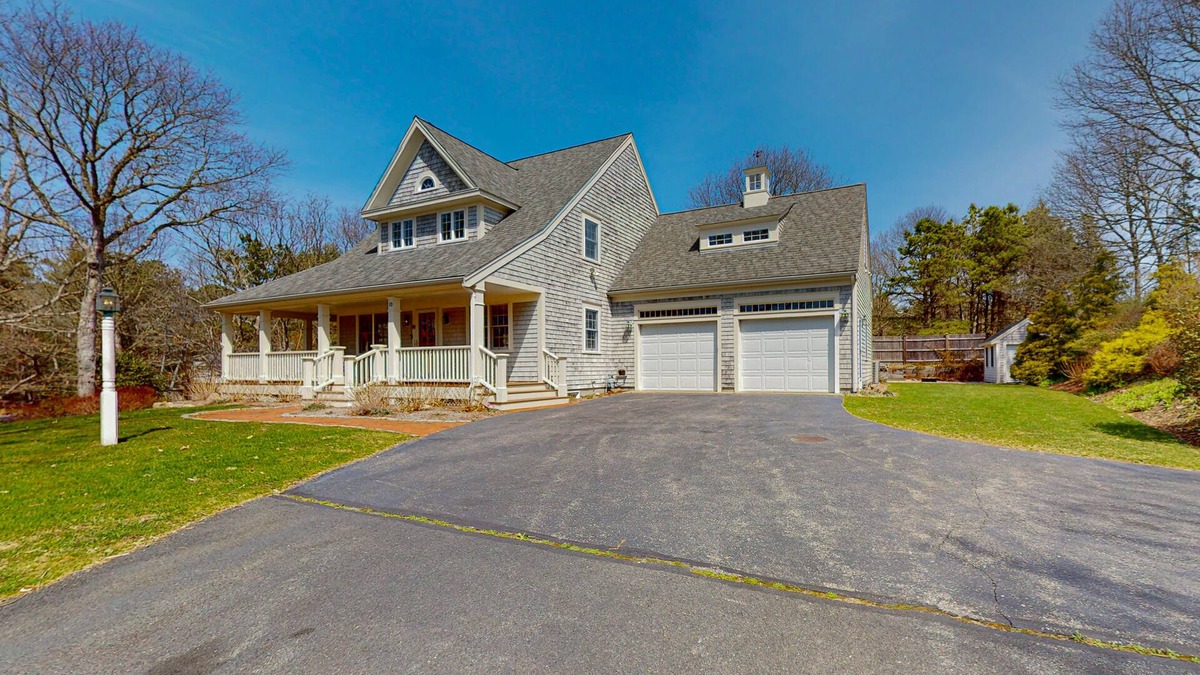 Cotuit House | Idyllic home on half-acre with amazing location, 3 living areas, central AC, W/D