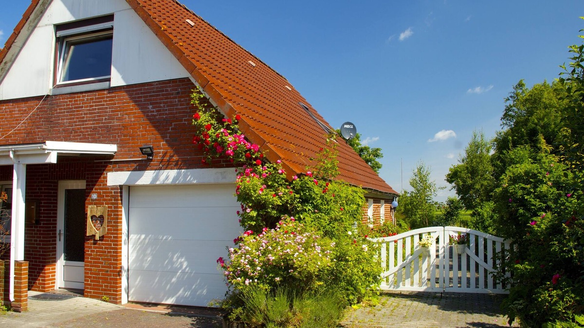 Jemgum House | "Idyllic house on the Wadden Sea - peace, nature & adventure for 2- and 4-legged friends"