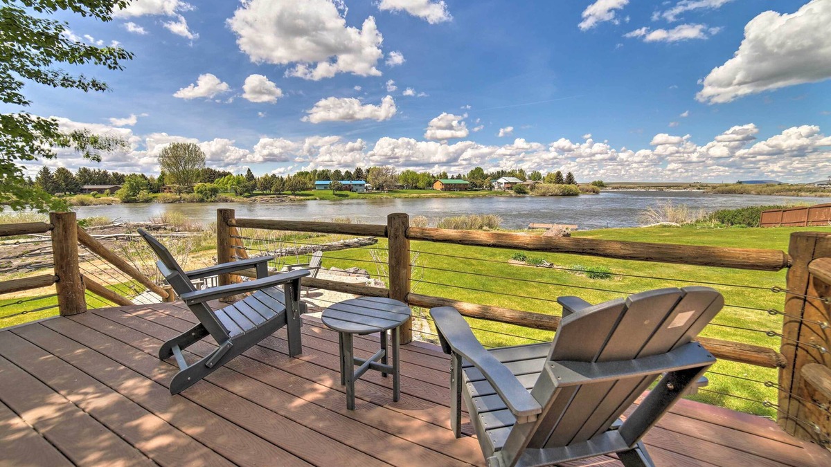 Idaho Falls House | Idyllic Idaho Falls Retreat w/River Views!