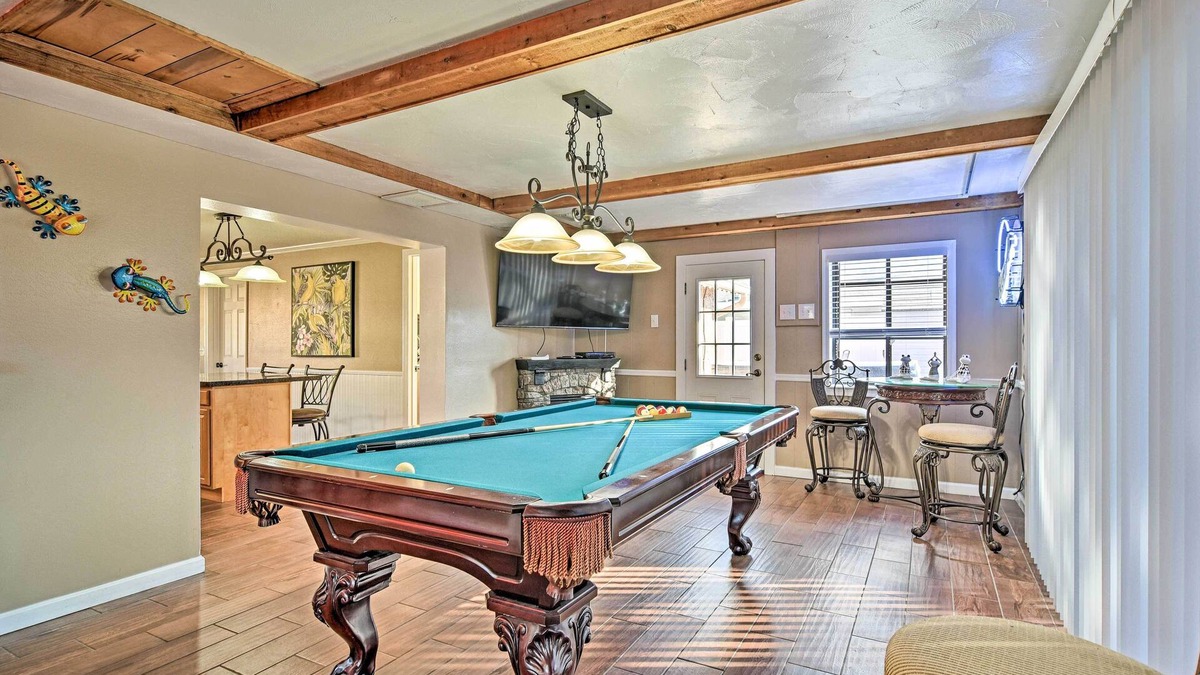 Walsingham House | Idyllic Largo Escape w/Private Pool & Lanai!