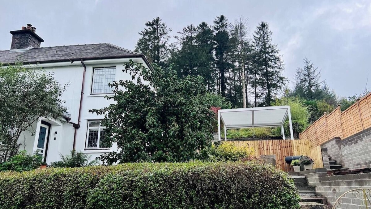 Pontsticill Apartment | Idyllic Location | Great for Groups