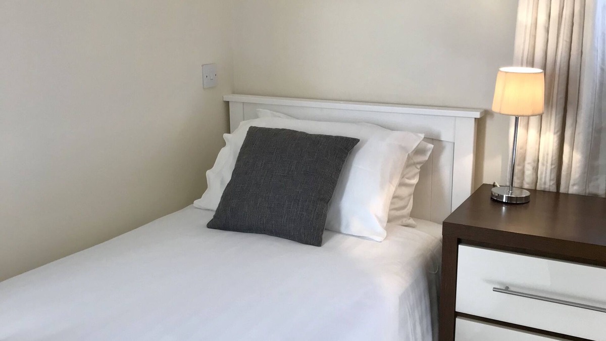 Bodenham Apartment | Idyllic riverside location