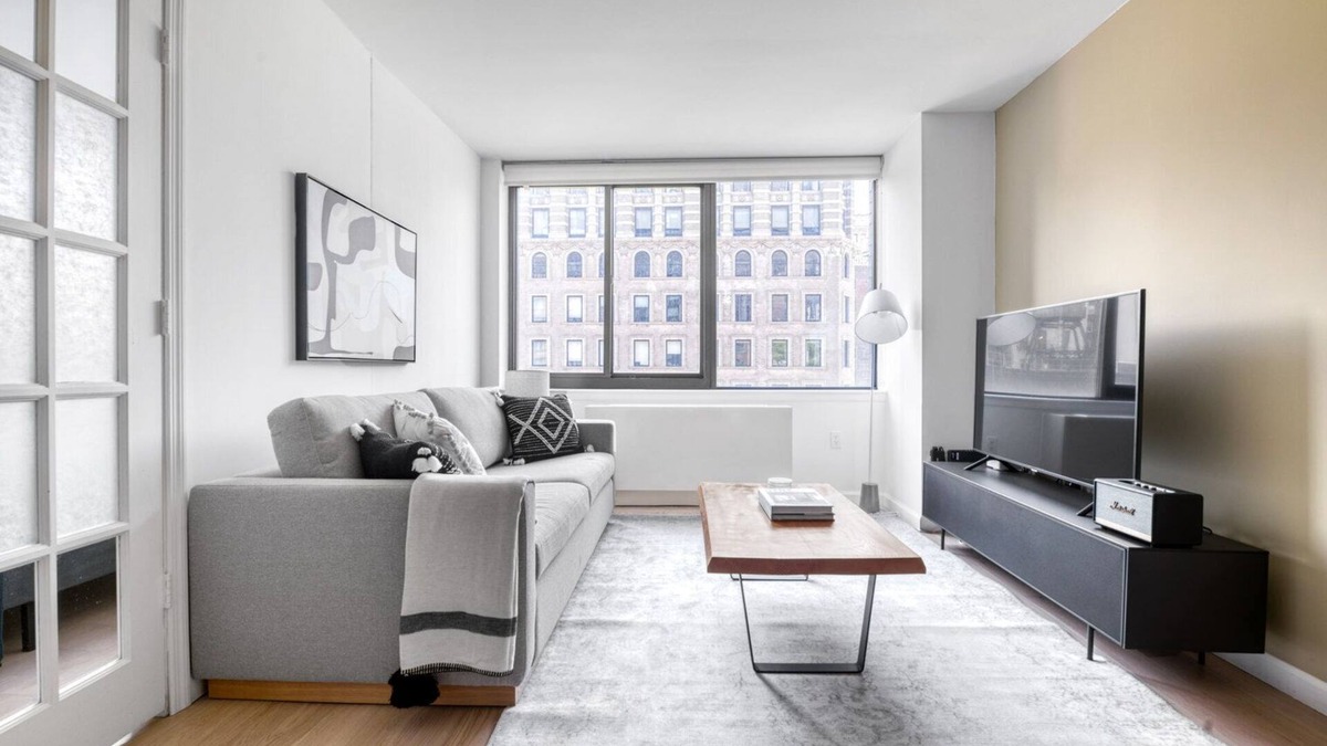 Union Square Apartment | Idyllic Union Square 1BR, Doorman, Gym + Garden by Blueground