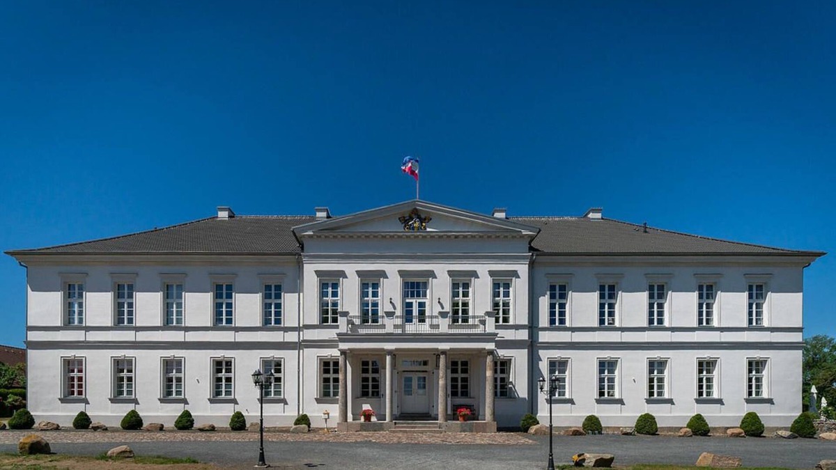 Molln Apartment | Idyllic vacation apartment in the Groß Helle manor house