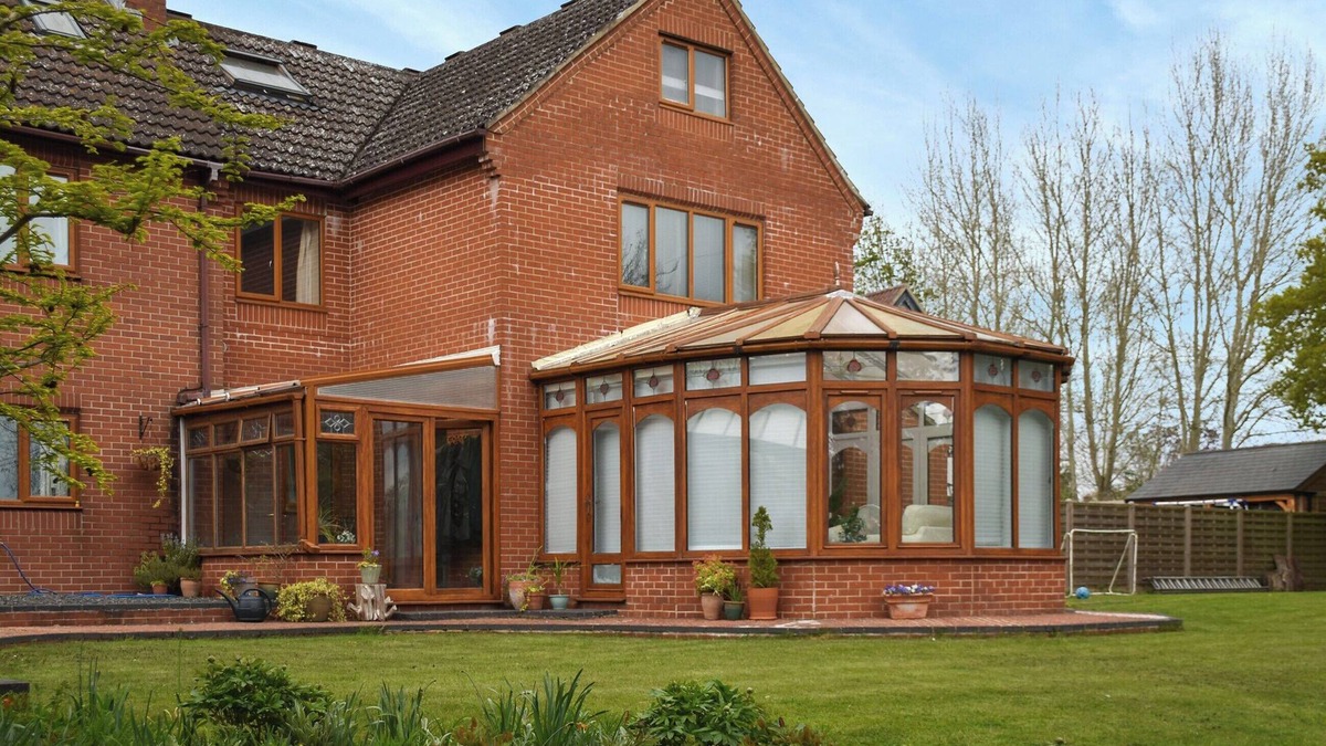 Hethel Cottage | Idyllic views, yet close to amenities and places of interest to explore.