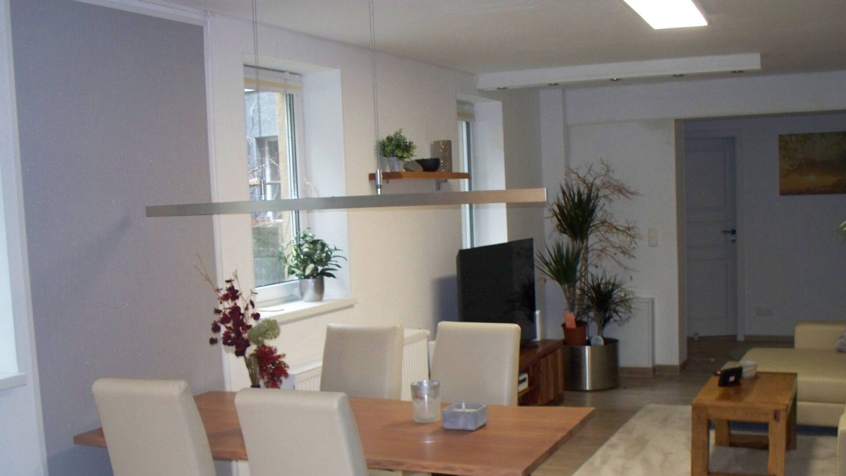 Frohnau Apartment | Idyllische Ferienwohnung in Bestlage in Berlin Frohnau mit Terasse und Garten