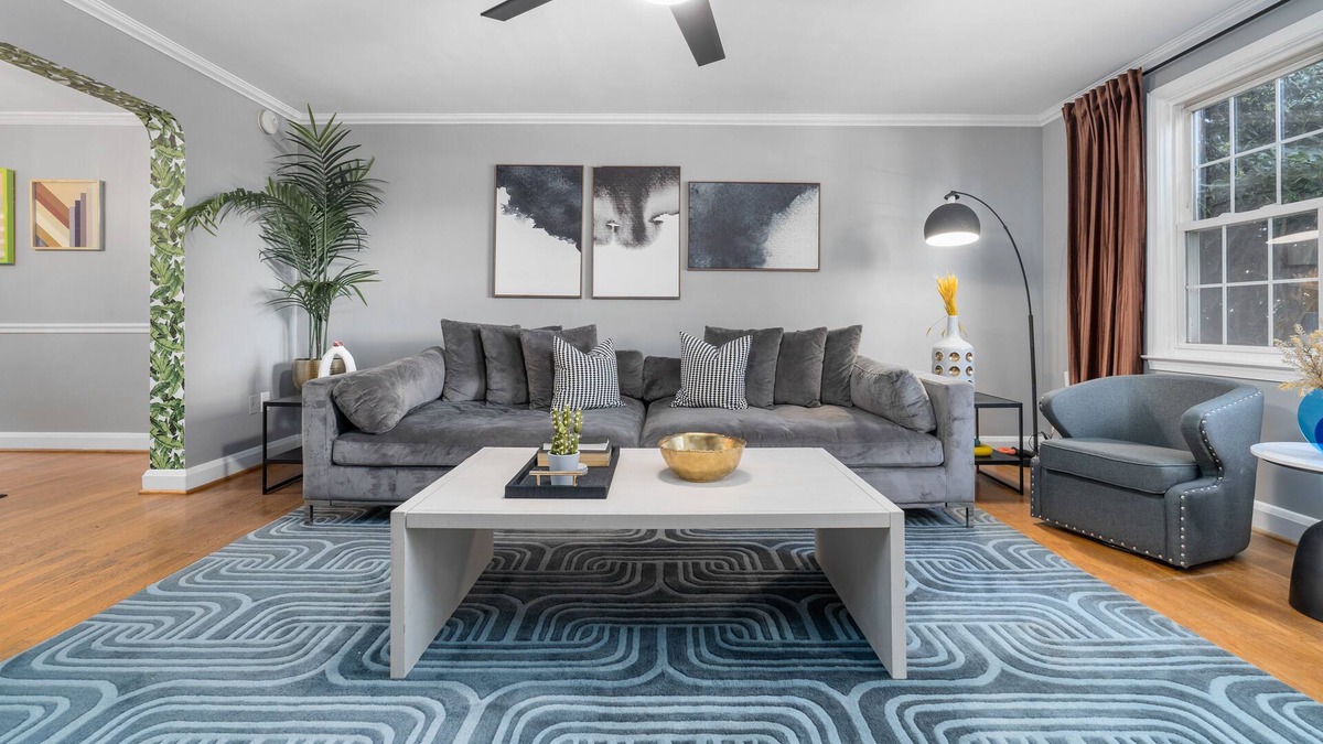 Towson House | IG Worthy Townhouse w/ Parking Minutes From Colleges and Shopping