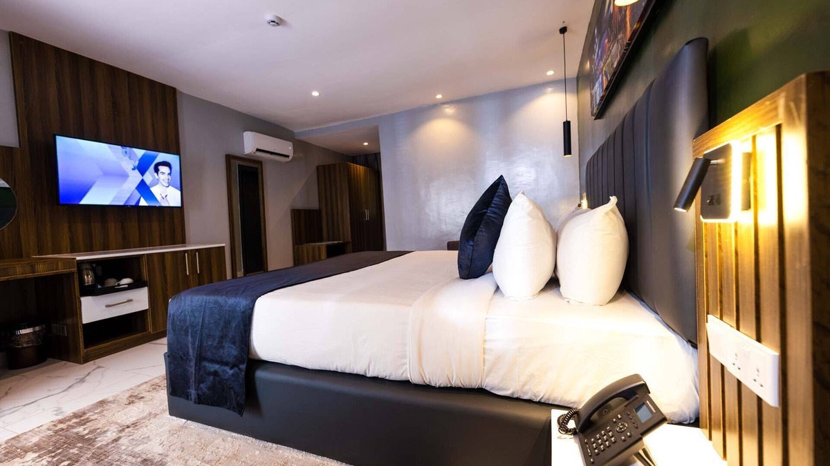 Ikogosi Resort | Ikogosi Warm Springs Resort and Conference Center