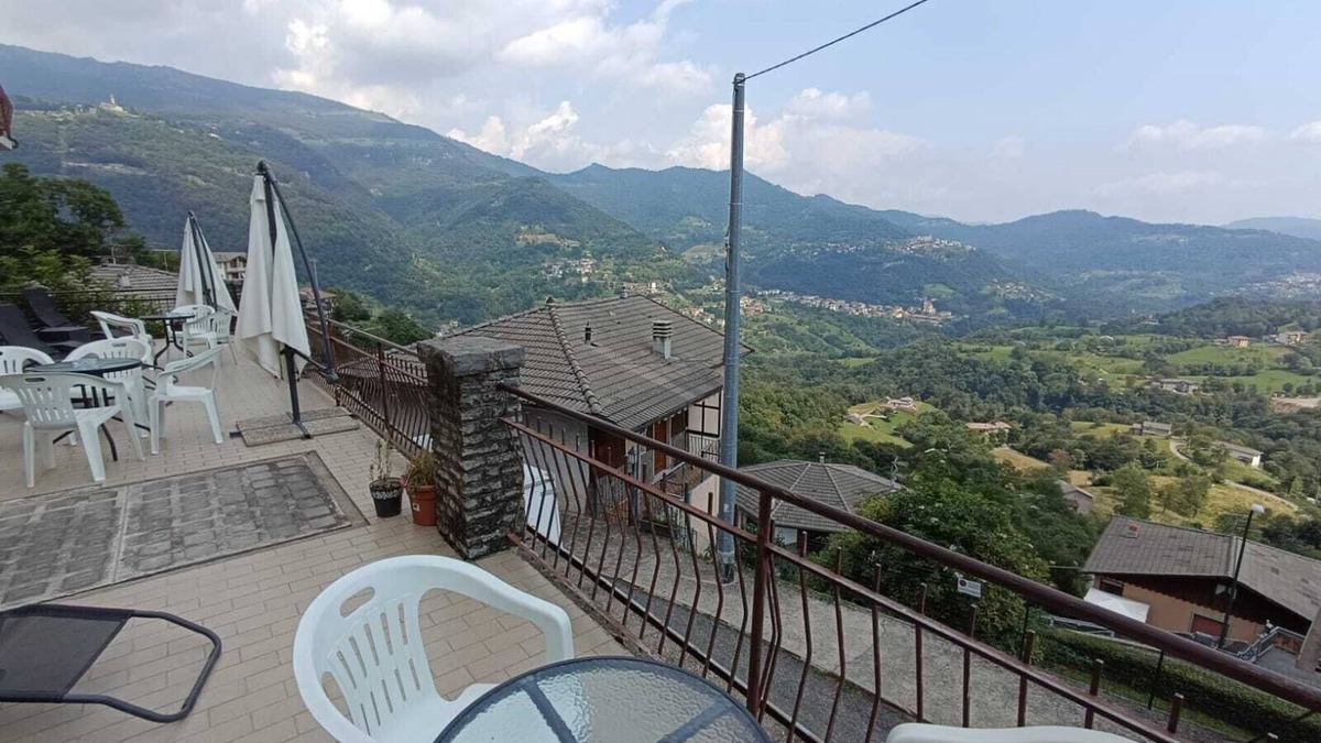 Rota d'Imagna Bed & Breakfast | Il Borgo del Castello