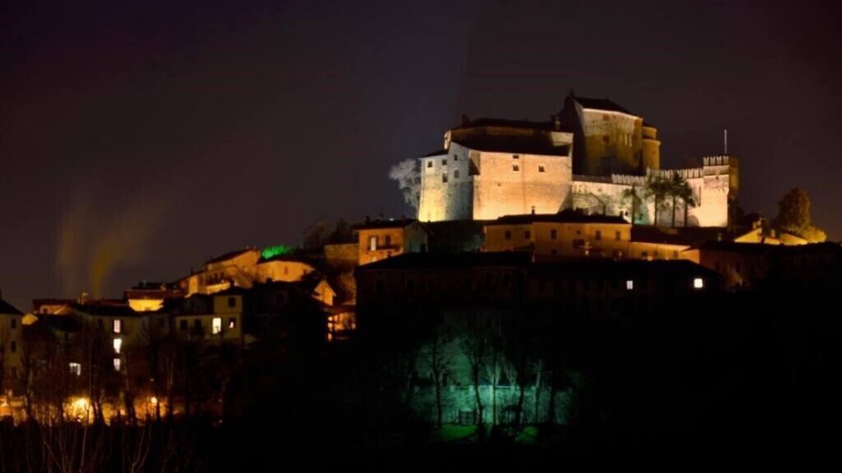 Cremolino House | Il Borgo del Castello Camera King con Vista Montagne
