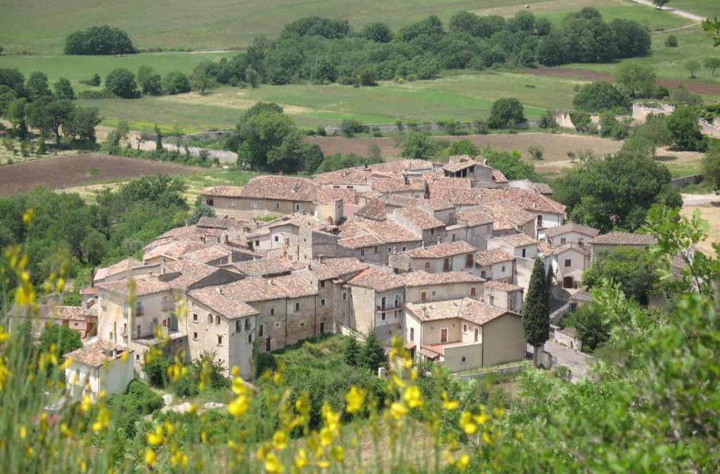 San Pio di Fontecchio Apartment | IL BORGO DI SAN PIO
