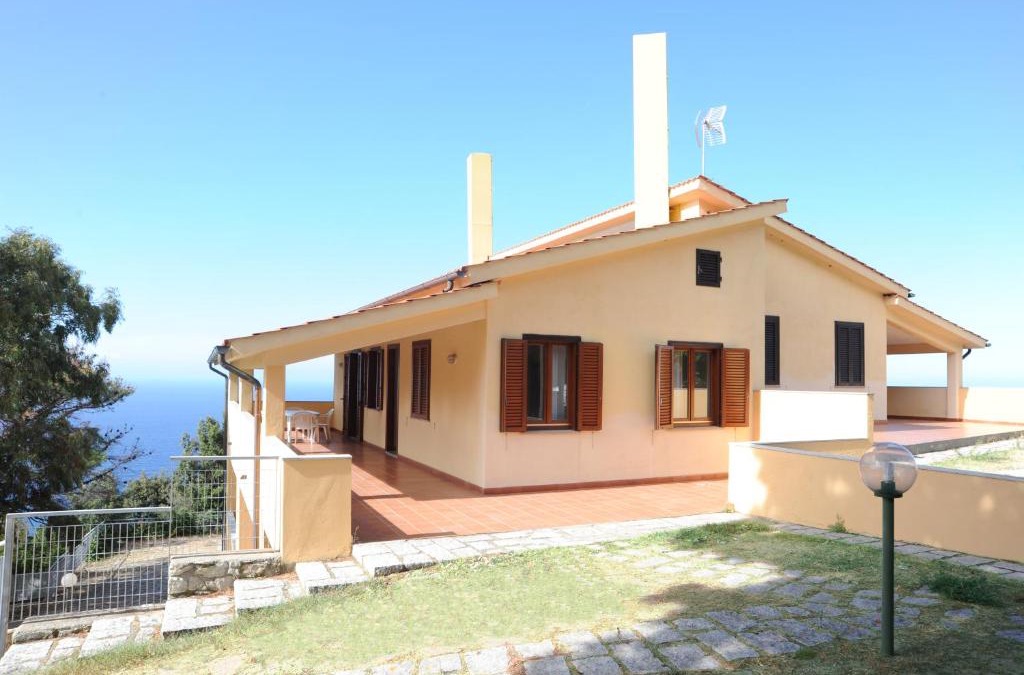 Sant' Andrea Apartment | Il Castagno