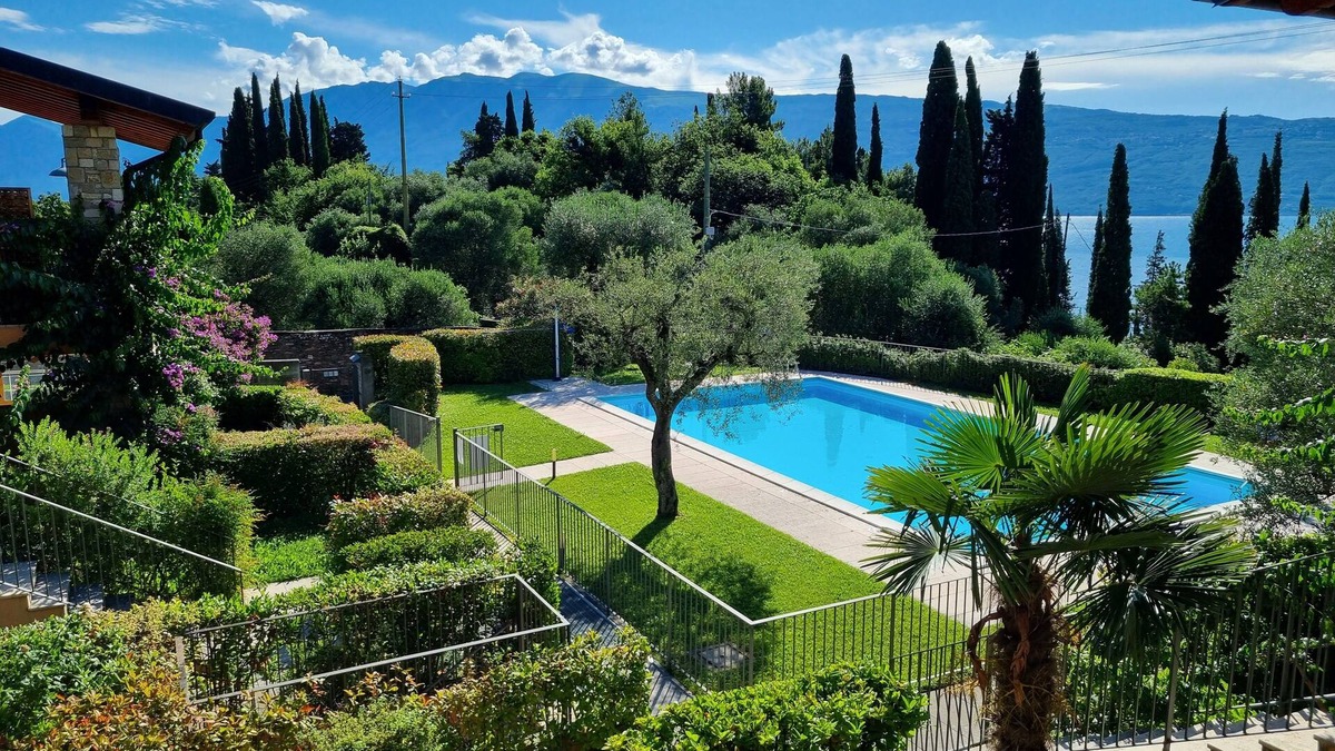 Cecina Apartment | Il Cipresso - Garda Lake Apartment