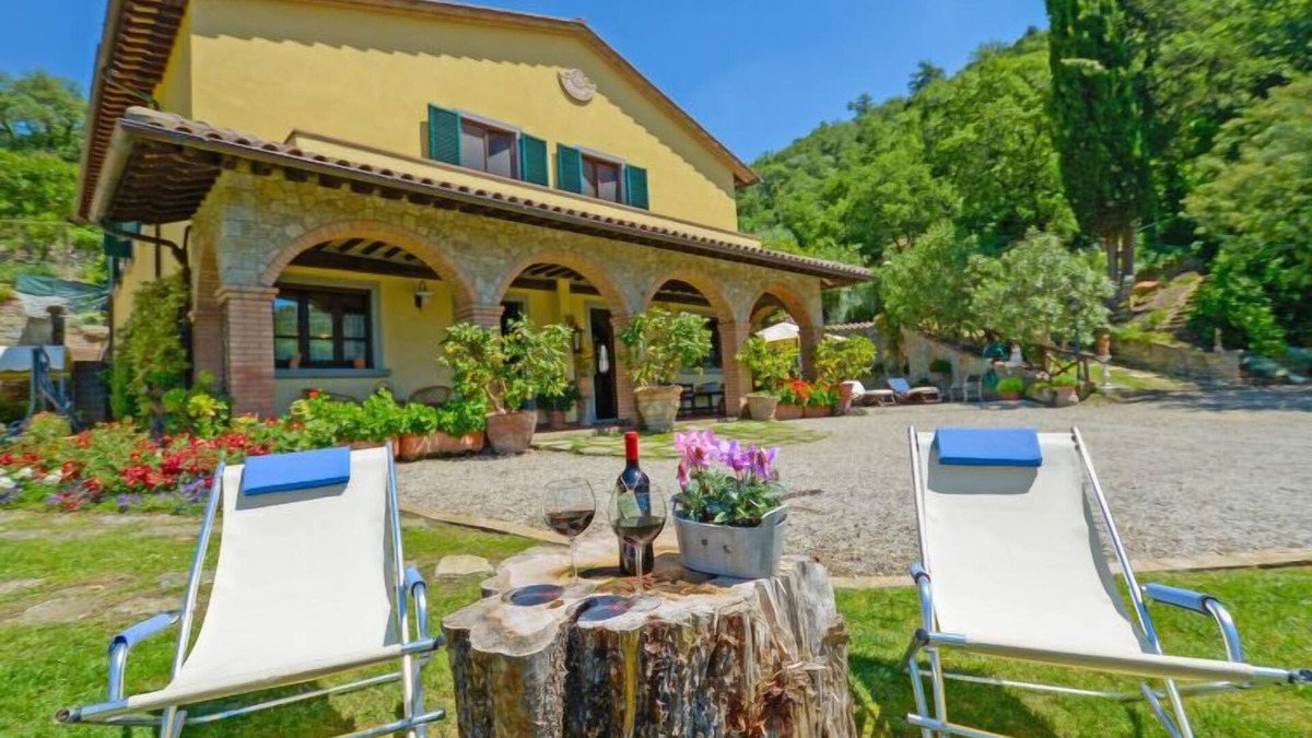 Cortona House | Il Farinaio by Interhome