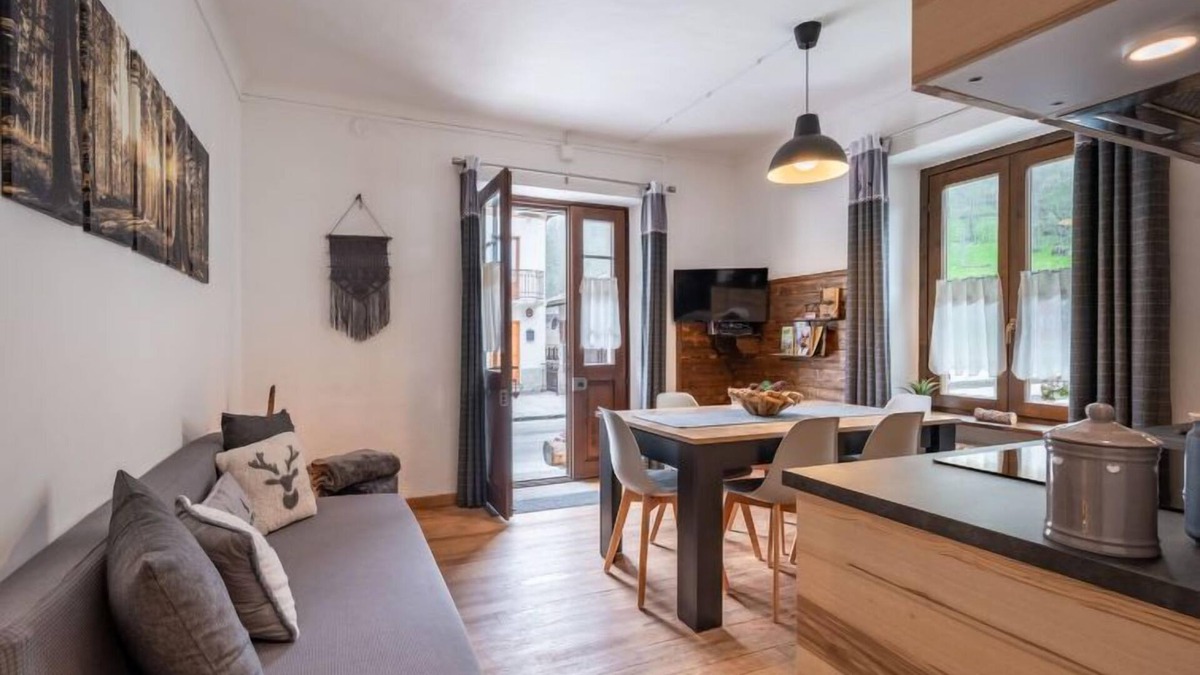 Ghigo Apartment | Il Fior di Neve by Interhome