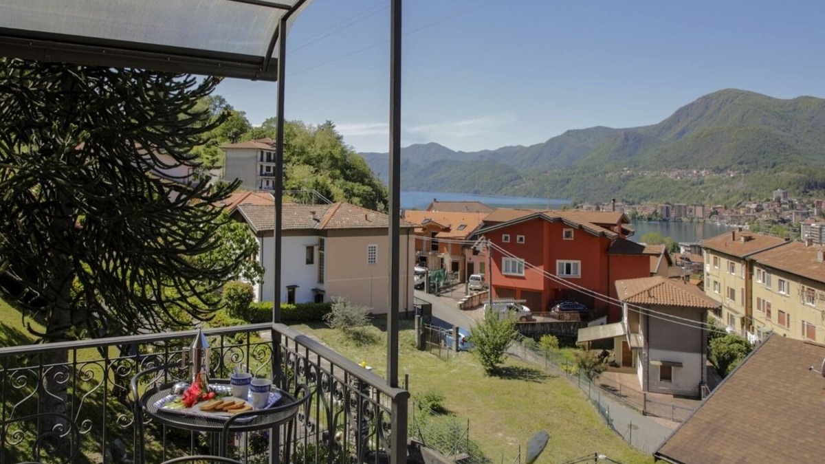 Omegna Apartment | Il Garage di Giacomo - Apartment with a view