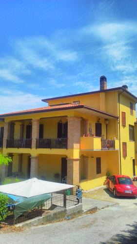 Castel Ritaldi Apartment | Il girasole
