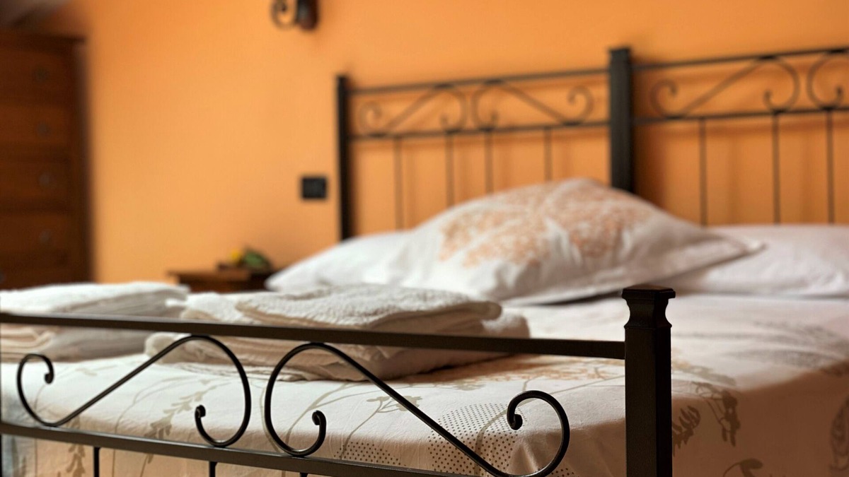 Castelletto di Momo Apartment | "Il Guscio" - Independent apartment