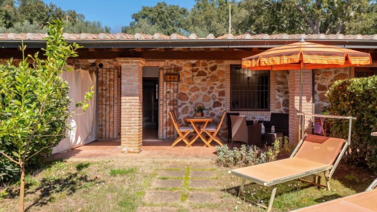 La Pesta House | Il Lago by Interhome