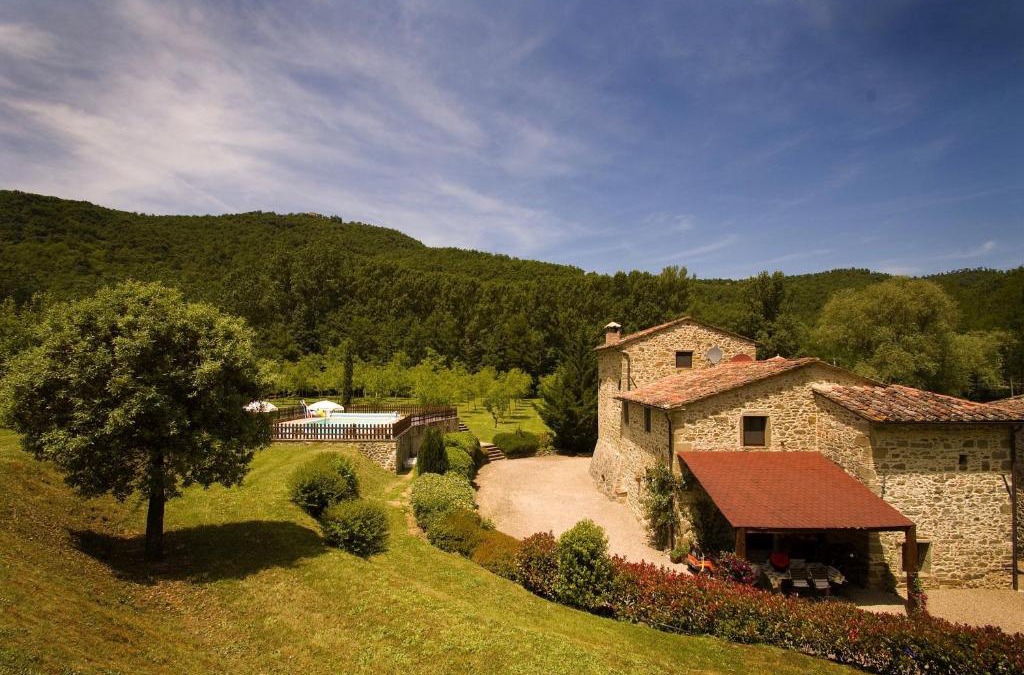 Monterchi Villa | Il Mulino - beautiful, family-friendly Tuscan villa with fenced pool