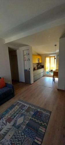 Valdieri Apartment | Il portico