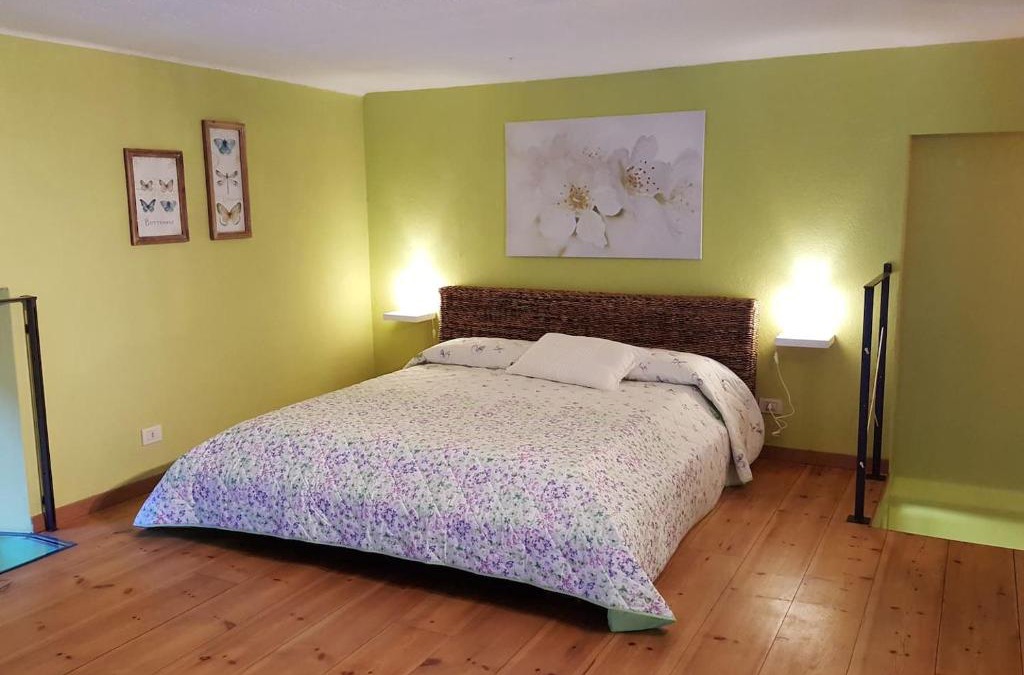 Como Apartment | IL SOPPALCO, cozy open space with loft in Como center