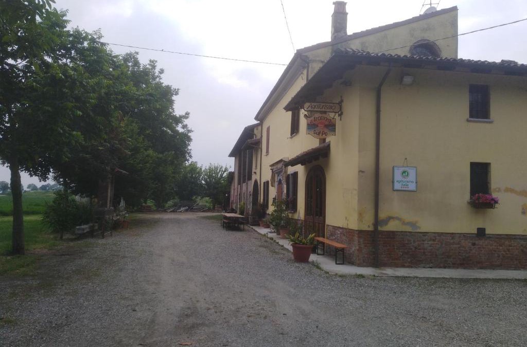 Calendasco House | IL TRAMONTO SUL PO