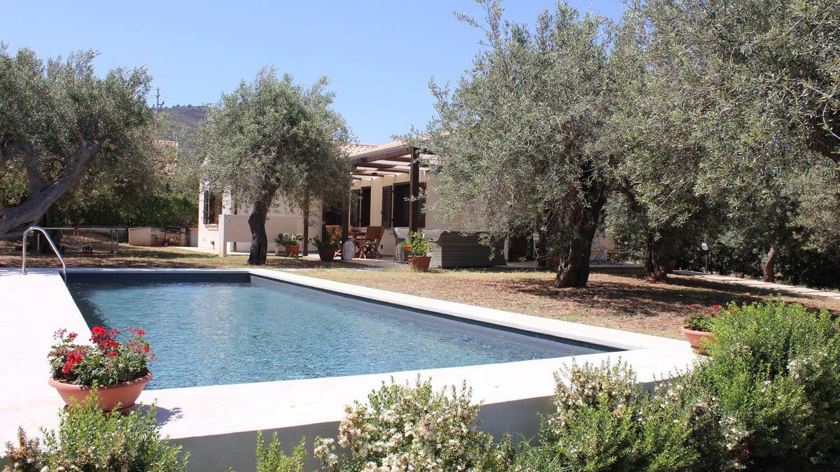 Capo House | IL VILLINO - SWIMMING POOL NOT SHARED AND PRIVATE BEACH -