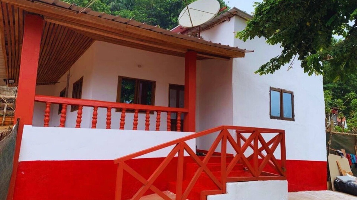 Caue Ilheu Das Rolas House | Ilhéu Castle