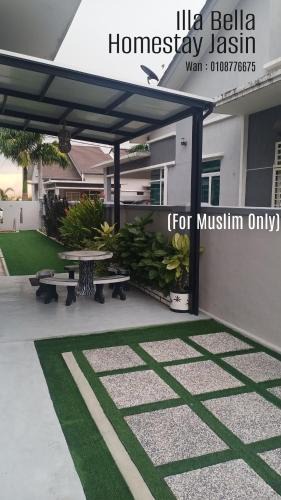 Ayer Panas House | illa Bella Homestay Jasin