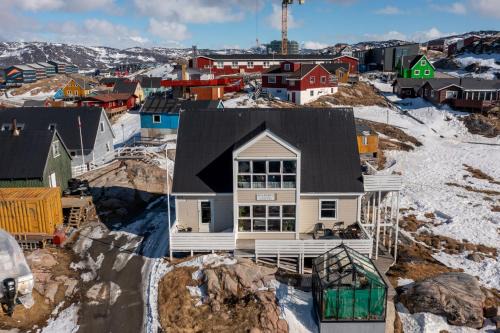 Ilulissat House | Ilulissat Stay - Nanna's Villa - 1