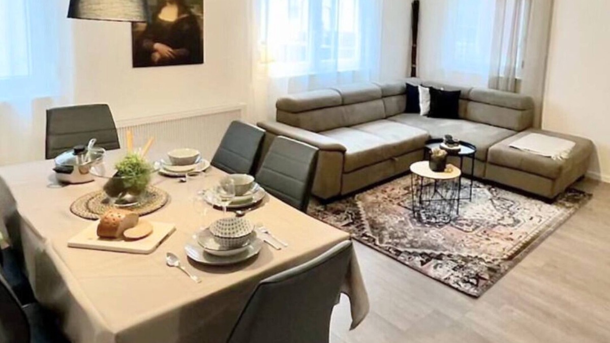 Vaihingen an der Enz Condo | Im Herzen der Altstadt - Toll Ausgestattetes Haus in Top Lage für Viele Ziele