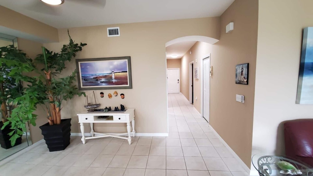 Stoneybrook Condo | Immaculate 2 Bedroom Condo In Gated Golf Community With First Class Amenities