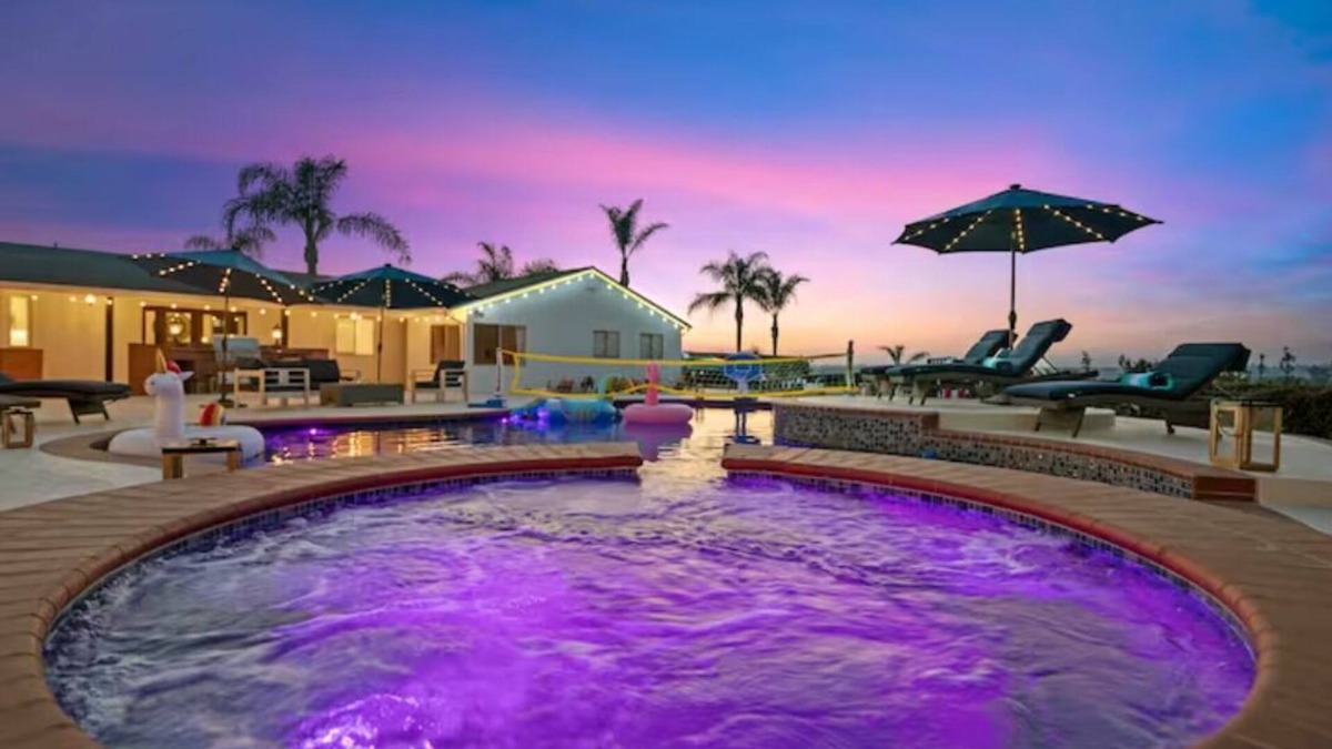 Del Cerro House | Immaculate 5BR Micro Resort with Heated Pool & Spa