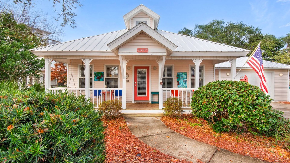 Clipper Cove House | Immaculate & Adorable Beach Cottage! Steps to Community Pool & Beach! Gameroom/Mancave