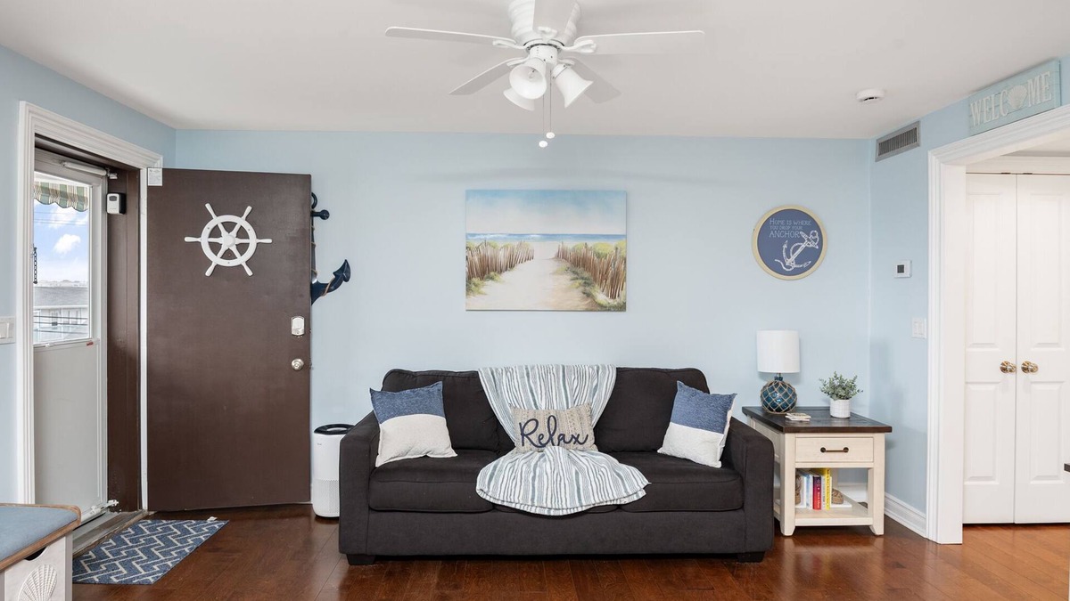 Seaside Heights Condo | Immaculate Airy Retreat 300ft to Beach - Beach Badges, Linens + Towels Included