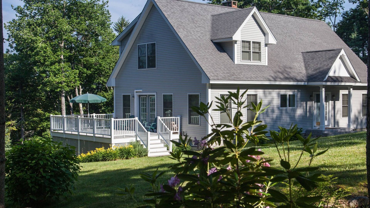 Edgecomb House | Immaculate Boothbay Region Waterfront Home With Electric Vehicle Charging