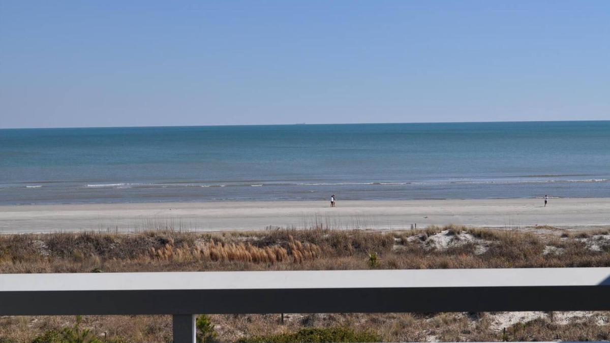 North Forest Beach Villa | Immaculate condo. Direct Oceanfront - 2nd floor. Breathtaking Views.