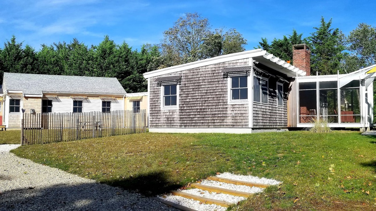 Orleans House | Immaculate Home In Strolling Distance to Skaket Beach (1193)