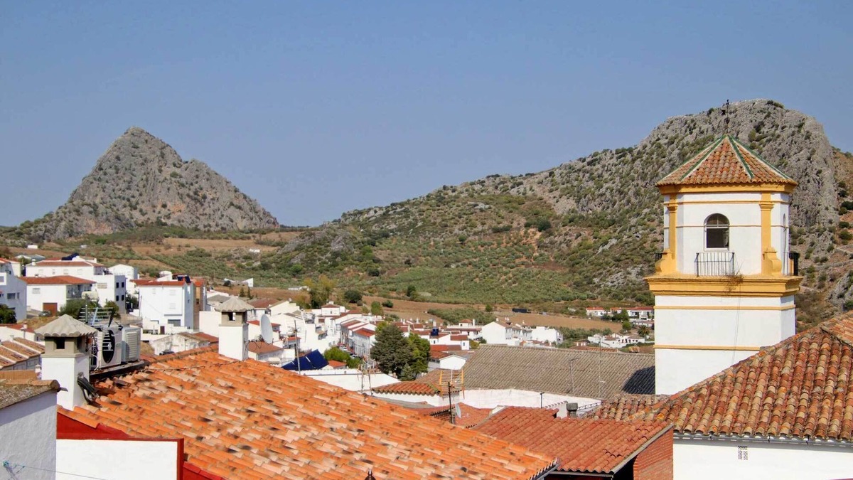 Montejaque House | Immaculate House in Montejaque Sleeps 6