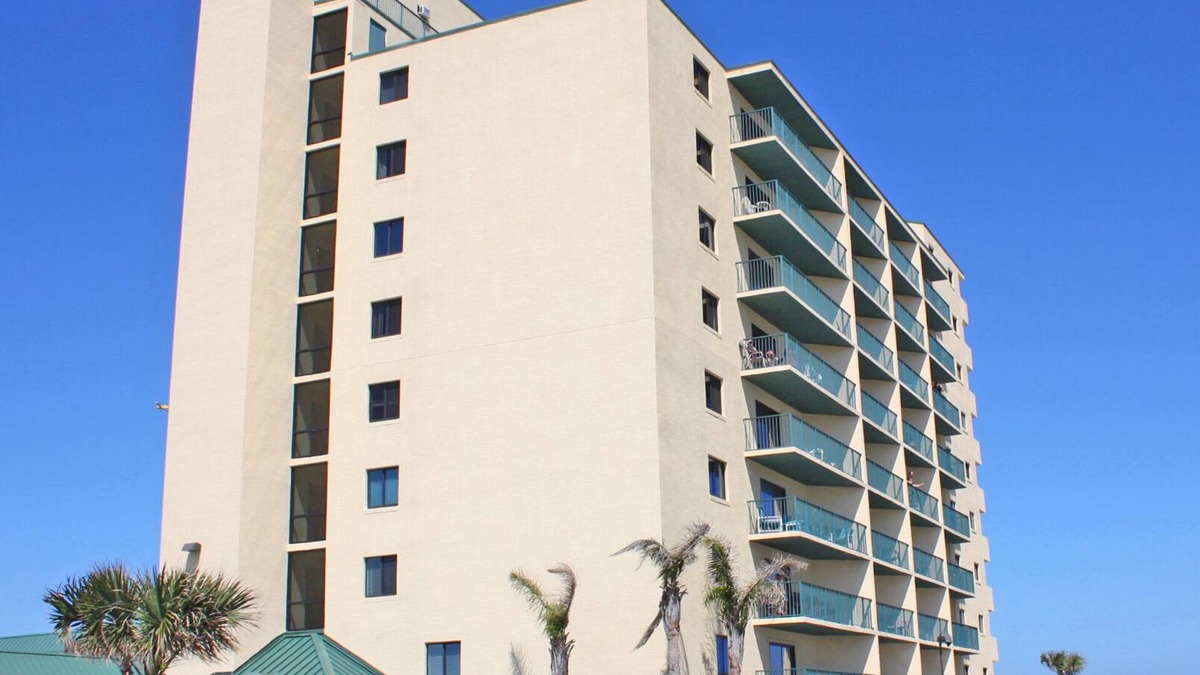 Daytona Beach Shores Condo | *Immaculate Ocean Front Condo w/great Rates at the Sunglow* in Daytona Beach