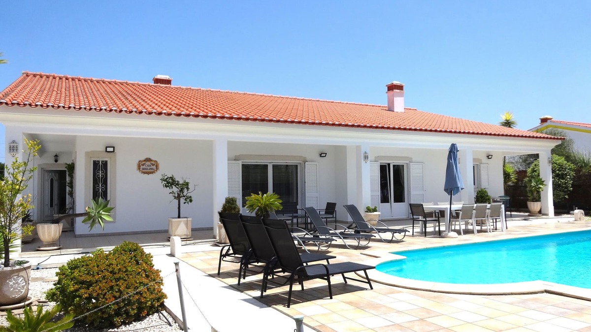 Aljezur Villa | IMMACULATE VILLA WITH 4 BEDROOMS AND POOL